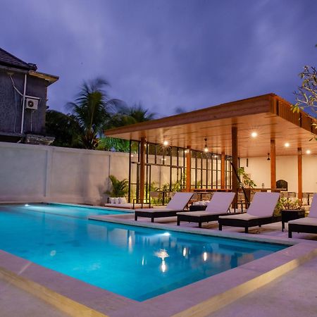 Ratan Uluwatu Hotel And Villas Εξωτερικό φωτογραφία