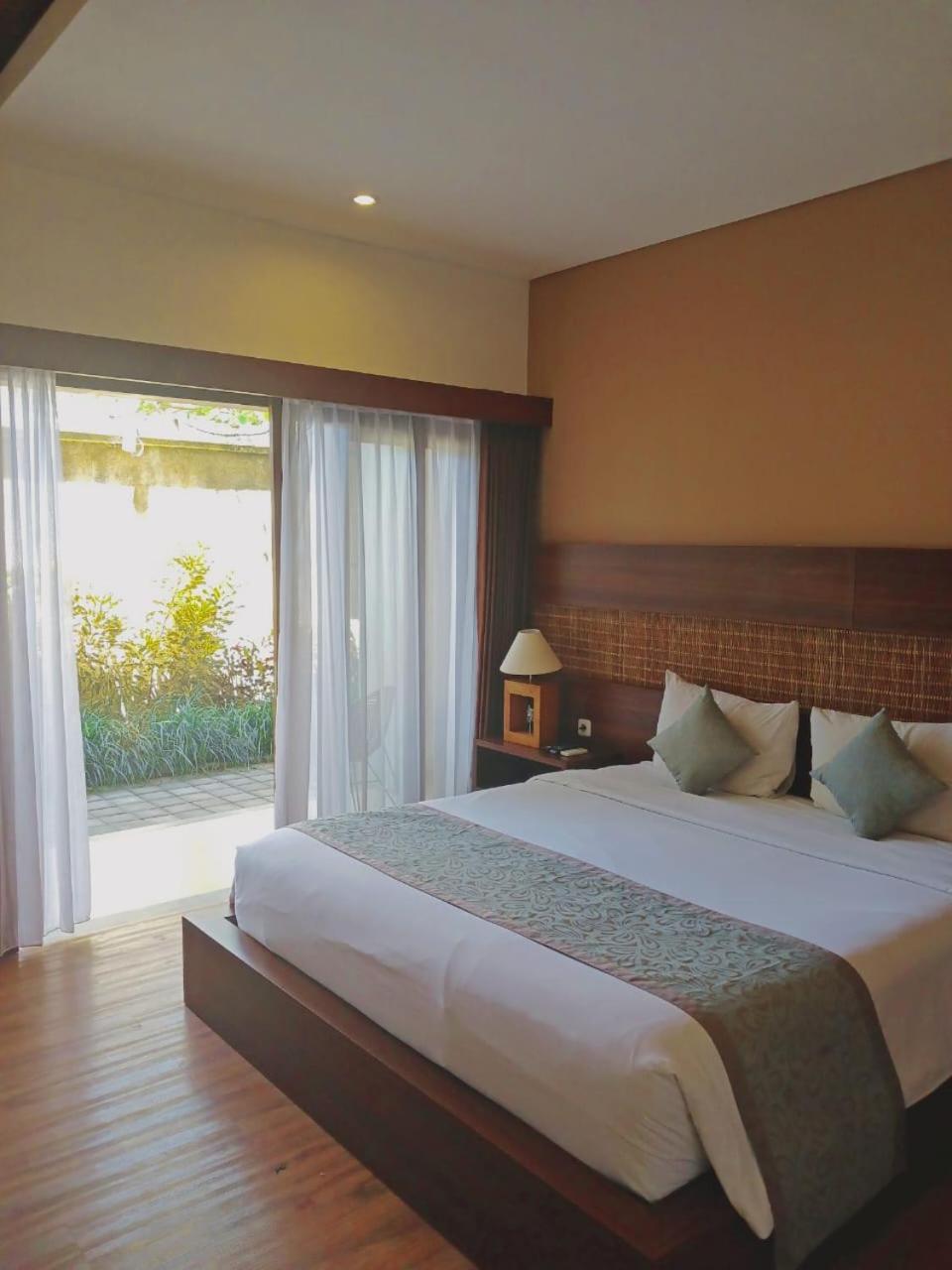 Ratan Uluwatu Hotel And Villas Εξωτερικό φωτογραφία