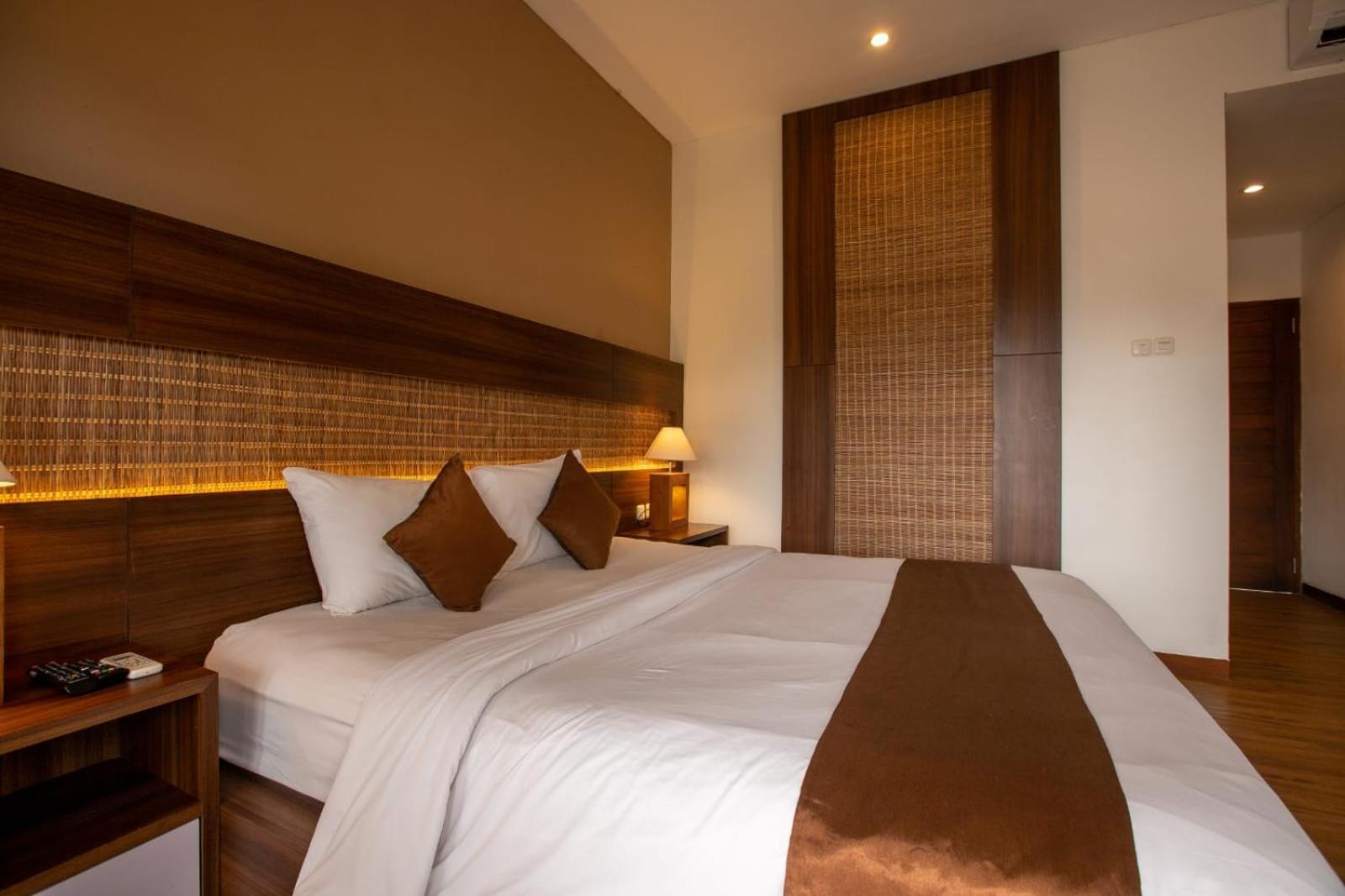 Ratan Uluwatu Hotel And Villas Εξωτερικό φωτογραφία