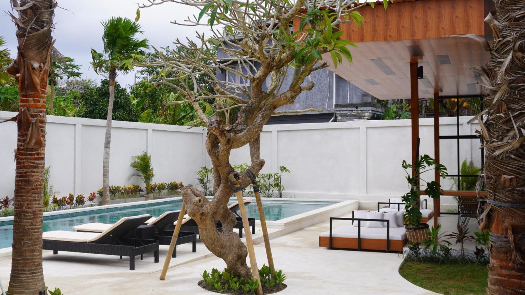 Ratan Uluwatu Hotel And Villas Εξωτερικό φωτογραφία