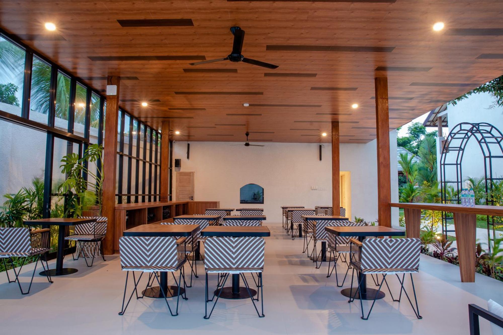 Ratan Uluwatu Hotel And Villas Εξωτερικό φωτογραφία