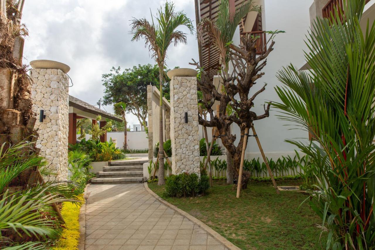 Ratan Uluwatu Hotel And Villas Εξωτερικό φωτογραφία